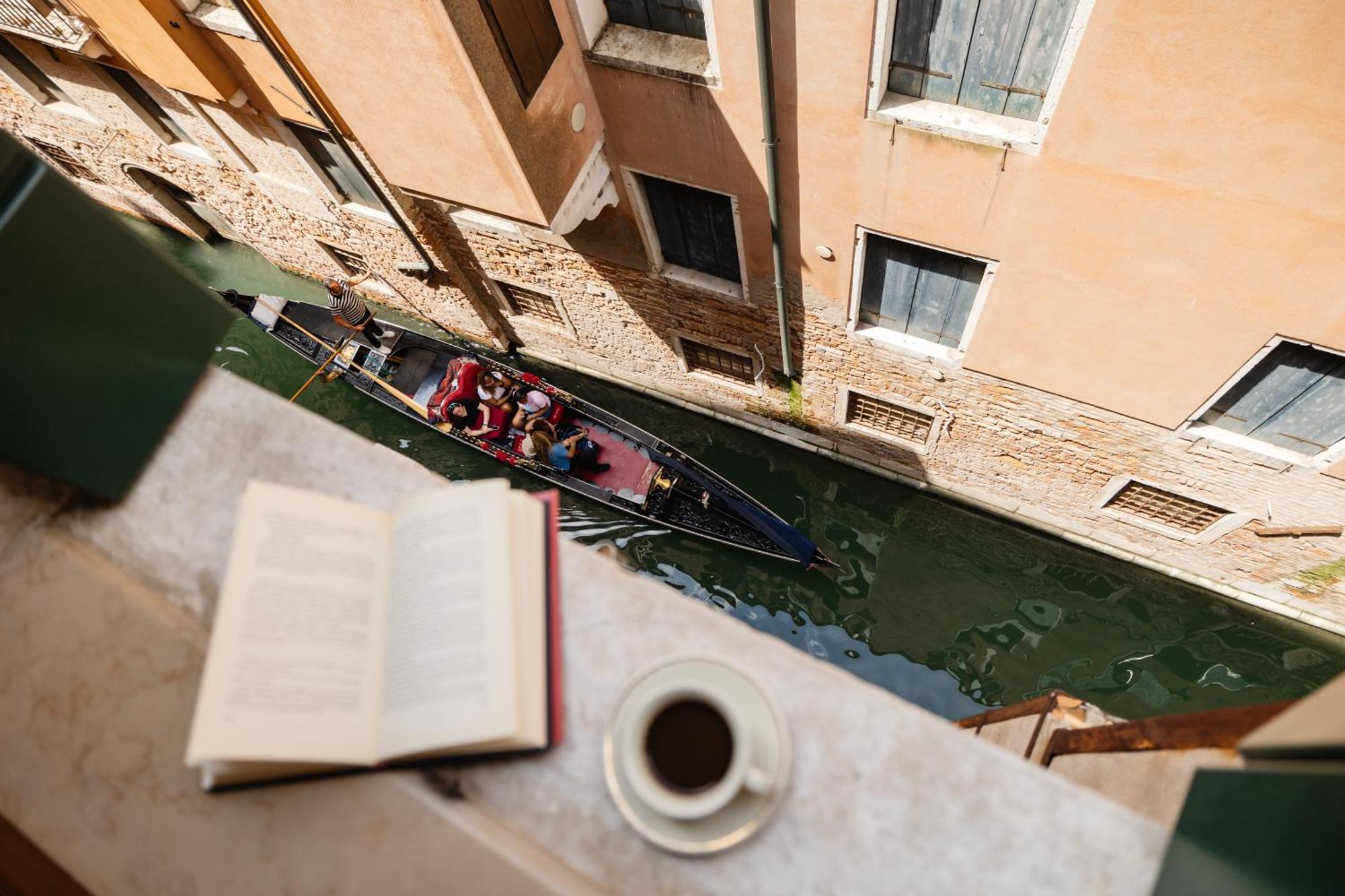 San Marco Canal View By Bricola Apartments Венеція Екстер'єр фото