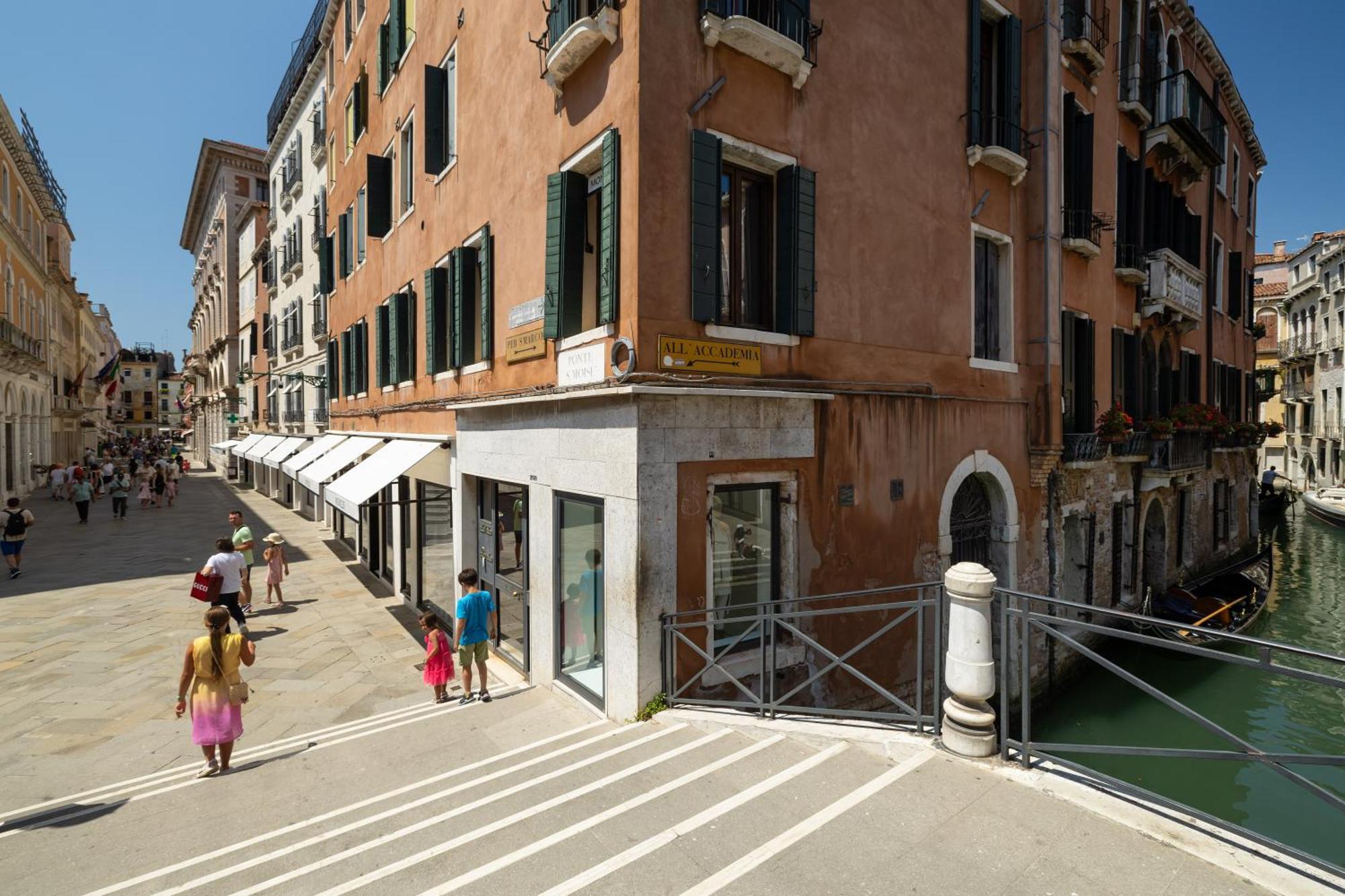 San Marco Canal View By Bricola Apartments Венеція Екстер'єр фото